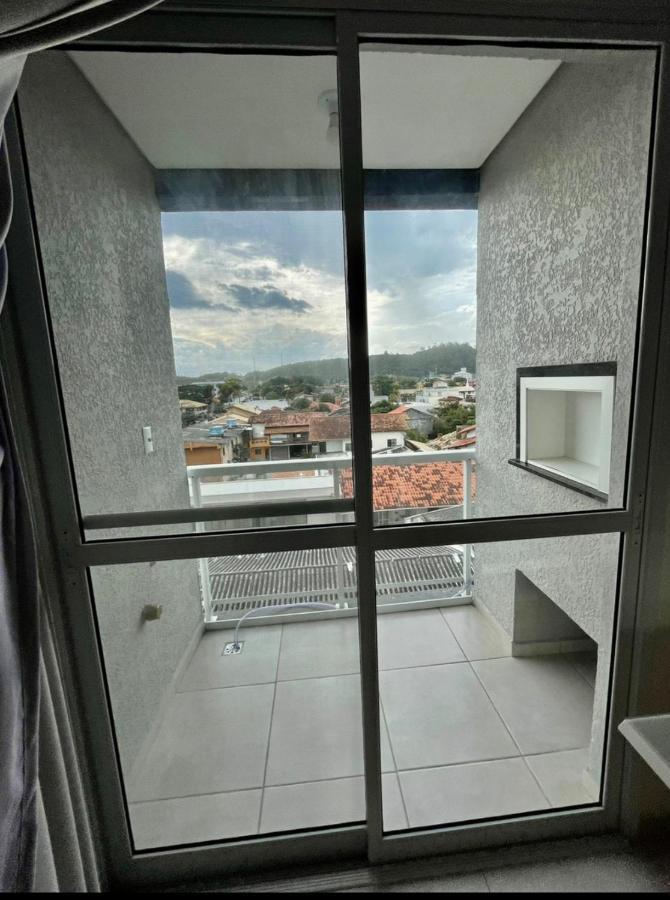 Apartamento Apartamento Dois Quartos Com Estacionamento Florianopolis
