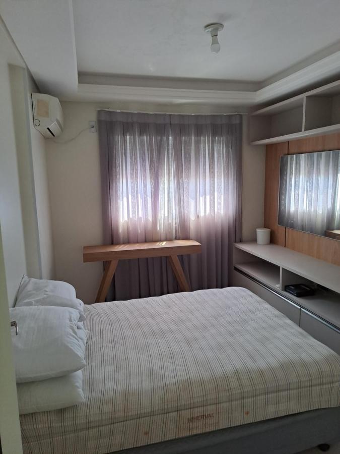 Apartamento Dois Quartos Com Estacionamento Apartamento