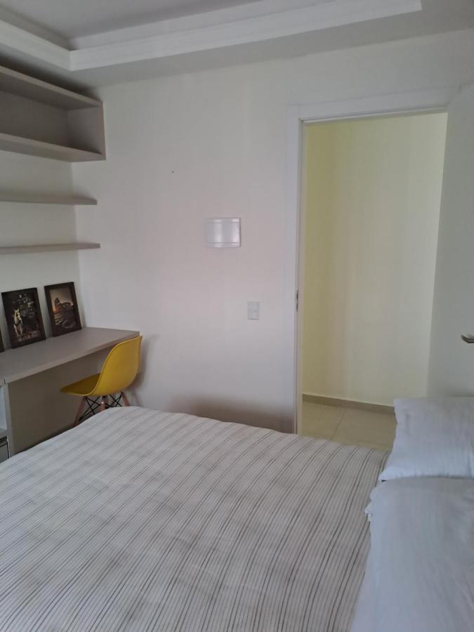 Apartamento Dois Quartos Com Estacionamento Florianopolis